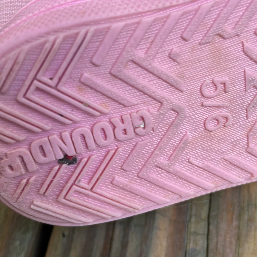 Disney Princess Pink Slippers Size 5/6